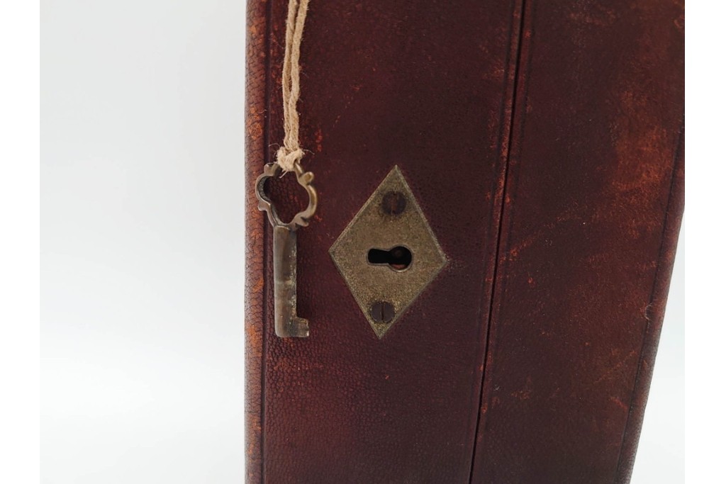 ドイツ　Ernst Leitz Wetzlar(エルンスト・ライツ)　No.112638　レンズ付き顕微鏡　外箱付き　(R-091446)