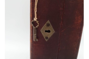 ドイツ　Ernst Leitz Wetzlar(エルンスト・ライツ)　No.112638　レンズ付き顕微鏡　外箱付き　(R-091446)