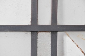 アンティーク建具　大正期から昭和初期　深みのある色合いのガラス入り引き戸2枚セット　(R-091452)