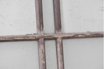 アンティーク建具　大正期から昭和初期　深みのある色合いのガラス入り引き戸2枚セット　(R-091452)