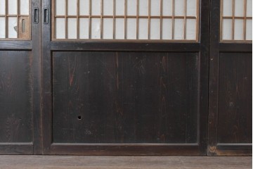 アンティーク建具　明治から大正期　端正な格子が和の風情を感じさせる障子帯戸4枚セット　(R-091453)