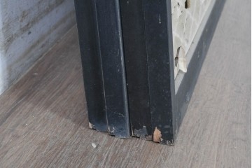 ヴィンテージ建具　昭和中期から昭和後期　幾何学的な組子が目を引く組子入り書院戸4枚セット　(R-091455)