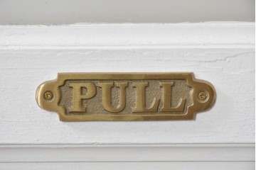 イギリスアンティーク建具　1890年から1910年頃　穏やかな風景を描いたエッチングガラス入りドア1枚　(R-091456)