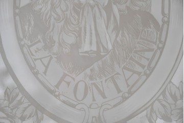 イギリスアンティーク建具　1890年から1910年頃　詩人ラ・フォンテーヌの肖像画を描いたエッチングガラス入りドア1枚　(R-091457)