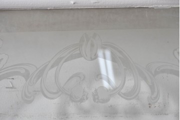 イギリスアンティーク建具　1890年から1910年頃　花を優美に描いたエッチングガラス入りドア1枚　(R-091458)