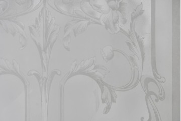 イギリスアンティーク建具　1890年から1910年頃　花を優美に描いたエッチングガラス入りドア1枚　(R-091458)