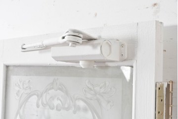 イギリスアンティーク建具　1890年から1910年頃　花を優美に描いたエッチングガラス入りドア1枚　(R-091458)