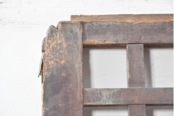 アンティーク建具　明治から大正期　素朴で味わい深いきつね格子蔵戸1枚　(R-091459)