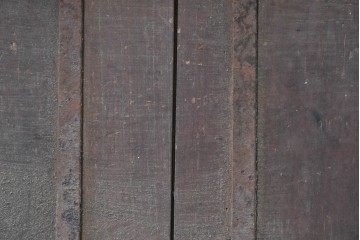 アンティーク建具　明治から大正期　素朴で味わい深いきつね格子蔵戸1枚　(R-091459)