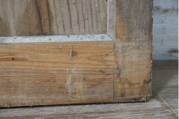 アンティーク建具　明治から大正期　素朴な木の表情を楽しめる蔵戸1枚　(R-091461)