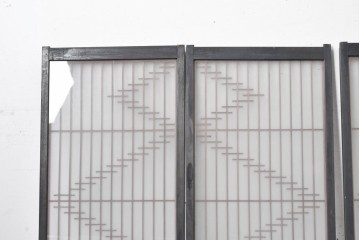 ヴィンテージ建具　昭和中期　腰板黒柿材　流れるような組子意匠が美しい片面ガラスの書院戸4枚セット　(R-091464)