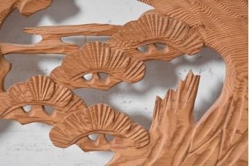 ヴィンテージ建具　昭和後期　豊かな木目と松竹梅の透かし彫りが華やかな欄間2枚セット　(R-091466)
