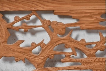 ヴィンテージ建具　昭和後期　豊かな木目と松竹梅の透かし彫りが華やかな欄間2枚セット　(R-091466)