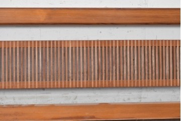 ヴィンテージ建具　昭和後期　細かな縦格子を配した格子欄間2枚セット　(R-091468)