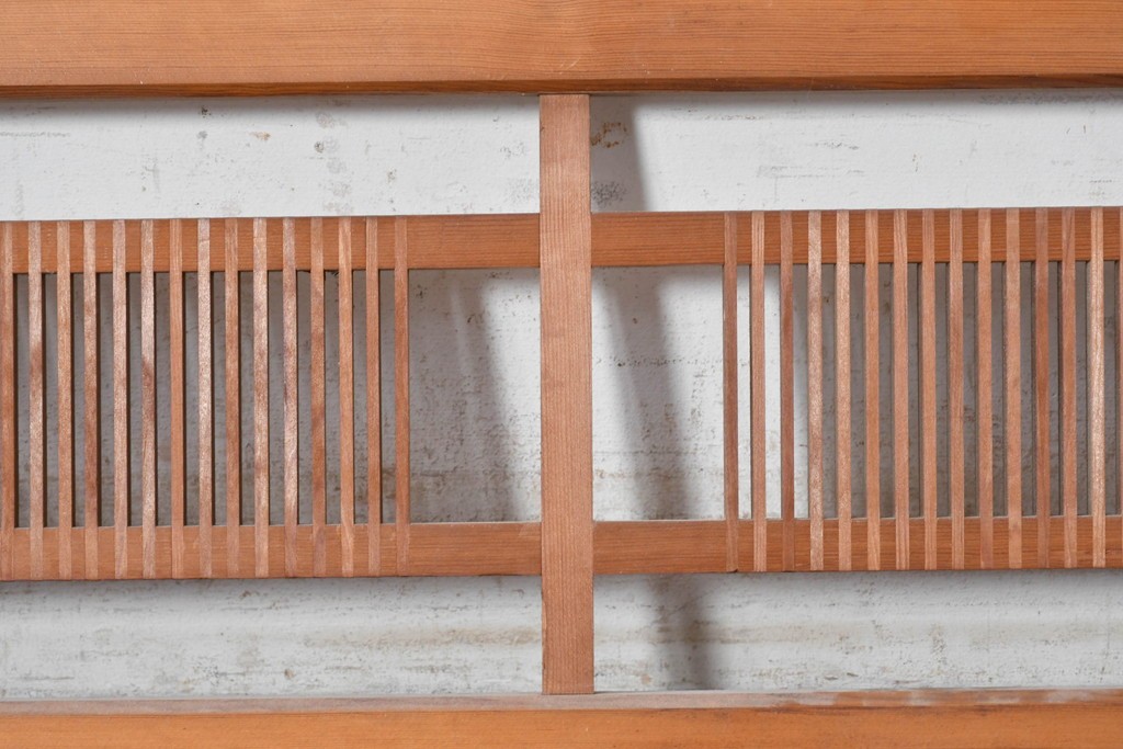ヴィンテージ建具　昭和後期　細かな縦格子を配した格子欄間2枚セット　(R-091468)