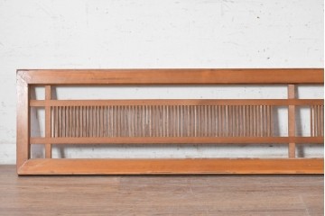 ヴィンテージ建具　昭和後期　細かな縦格子を配した格子欄間2枚セット　(R-091468)
