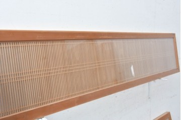 ヴィンテージ建具　昭和後期　端正な佇まいの両面ガラス入り筬欄間2枚セット　(R-091469)