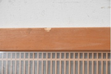 ヴィンテージ建具　昭和後期　端正な佇まいの両面ガラス入り筬欄間2枚セット　(R-091469)