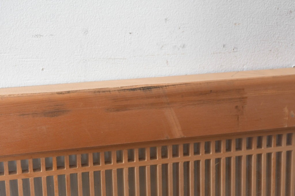 ヴィンテージ建具　昭和後期　端正な佇まいの両面ガラス入り筬欄間2枚セット　(R-091469)