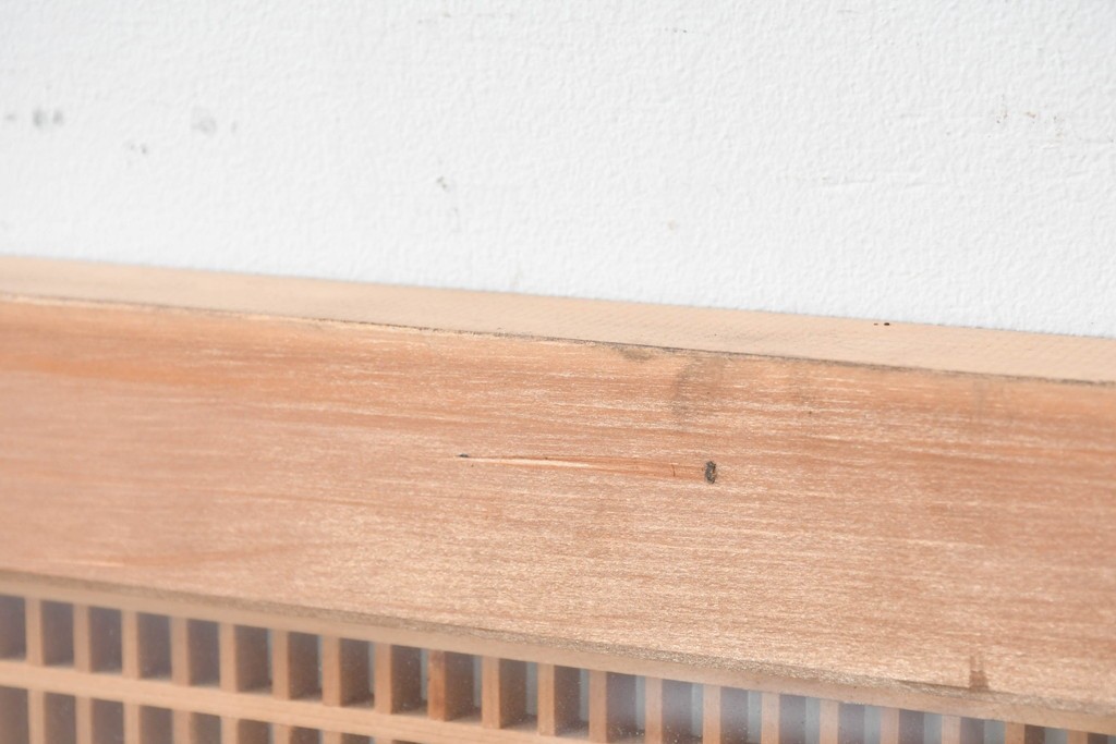 ヴィンテージ建具　昭和後期　端正な佇まいの両面ガラス入り筬欄間2枚セット　(R-091469)