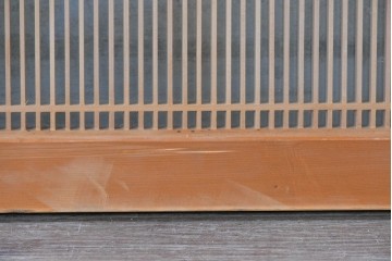 ヴィンテージ建具　昭和後期　端正な佇まいの両面ガラス入り筬欄間2枚セット　(R-091469)