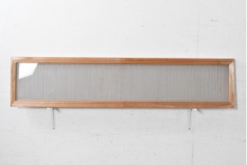 ヴィンテージ建具　昭和後期　片面ガラス　繊細な縦格子が連なる筬欄間1枚　(R-091470)