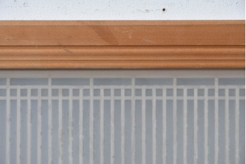 ヴィンテージ建具　昭和後期　片面ガラス　繊細な縦格子が連なる筬欄間1枚　(R-091470)