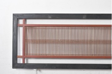アンティーク建具　昭和初期から昭和中期　黒い外枠がレトロな筬欄間2枚セット　(R-091471)