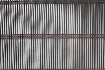 アンティーク建具　明治から大正期　深い色合いが和の趣を添える筬欄間2枚セット　(R-091472)