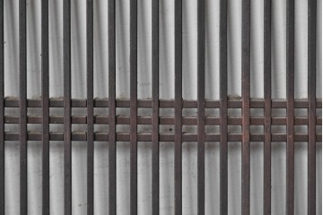 アンティーク建具　明治から大正期　深い色合いが和の趣を添える筬欄間2枚セット　(R-091472)