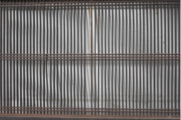 アンティーク建具　明治から大正期　深い色合いが和の趣を添える筬欄間2枚セット　(R-091472)