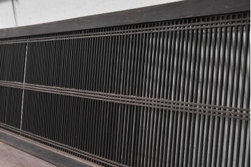 アンティーク建具　明治から大正期　深い色合いが和の趣を添える筬欄間2枚セット　(R-091472)