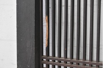 アンティーク建具　明治から大正期　深い色合いが和の趣を添える筬欄間2枚セット　(R-091472)
