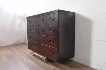 中古　美品　国産　青木産業　江戸シリーズ　欅(ケヤキ)材　重厚な金具使いと力強い杢目が魅力の整理箪笥　(R-091473)