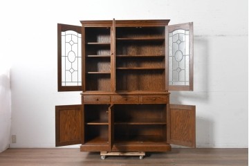 中古　美品　三越家具 COUNTRY HOUSE(カントリーハウス)　Brugge(ブルージュ)　バラをあしらったステンドグラスが上品な食器棚　(R-091478)