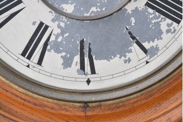 和製アンティーク　明治から大正期　精工舎(SEIKOSHA、セイコー)　REGULATOR　丸い時計枠と挽物装飾がレトロな壁掛け時計　(R-091479)