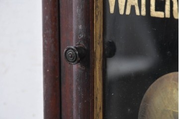 アメリカアンティーク　1910年頃　WATERBURY CLOCK CO.(ウォーターベリー)　深い色合いと金色の組み合わせがお洒落な八角壁掛け時計　(R-091483)
