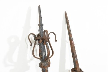 イギリスアンティーク　1820年から1840年頃　ガーデンアイテムにおすすめ!　古びたアイアンの質感が味わい深い支柱2本セット　(R-091488)