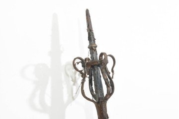 イギリスアンティーク　1820年から1840年頃　ガーデンアイテムにおすすめ!　古びたアイアンの質感が味わい深い支柱2本セット　(R-091489)