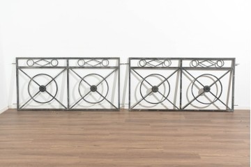 ヨーロッパヴィンテージ　アールデコデザインのアイアンフェンス2枚セット　(R-091498)