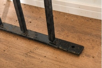 中古　イギリスデザイン　アイアン　2種類の先端飾りを楽しめるクラシカルなフェンス1枚　(R-091510)