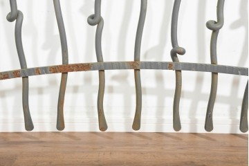 ヨーロッパヴィンテージ建具　1970年頃　結び目のような装飾が個性的!　アール・ヌーヴォーデザインのアイアンフェンス1枚　(R-091524)
