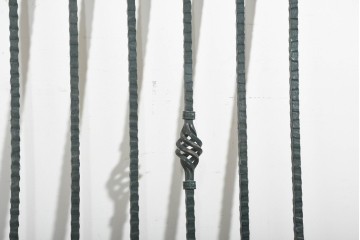 イギリスヴィンテージ建具　アイアン　槍のような意匠がクラシカルなフェンス1枚　(R-091526)