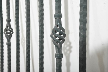 イギリスヴィンテージ建具　アイアン　槍のような意匠がクラシカルなフェンス1枚　(R-091527)