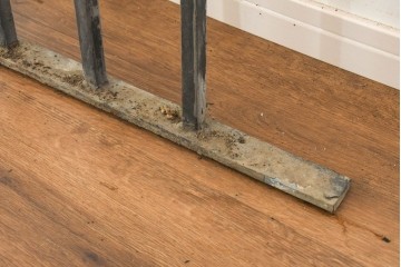 ヨーロッパヴィンテージ建具　アイアン　大きく広がるスクロールとアカンサスリーフがクラシカルなフェンス1枚　(R-091532)