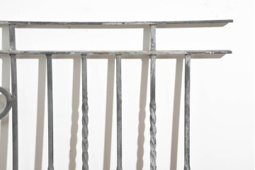 ヨーロッパヴィンテージ建具　アイアン　アカンサスリーフとスクロール装飾のフェンス1枚　(R-091533)