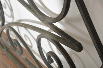 ヨーロッパヴィンテージ建具　アイアン　アールデコ調の渦巻き装飾が印象的なフェンス1枚　(R-091535)