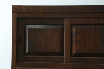 中古　松本民芸家具　D型和タンスⅡ　豊富な収納を備えた上品な佇まいの重ね箪笥　(R-091553)
