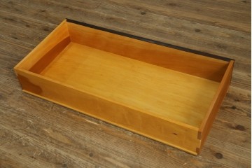 《天板取り付け加工費込み》　中古　松本民芸家具　深みのある色合いと木目が上品な3段ローチェスト　(R-091556)