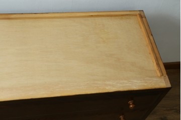 《天板取り付け加工費込み》　中古　松本民芸家具　深みのある色合いと木目が上品な3段ローチェスト　(R-091556)